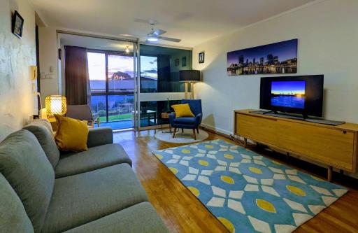 Forrest Four Apartment - 2 bedroom Fremantle apt - Housity