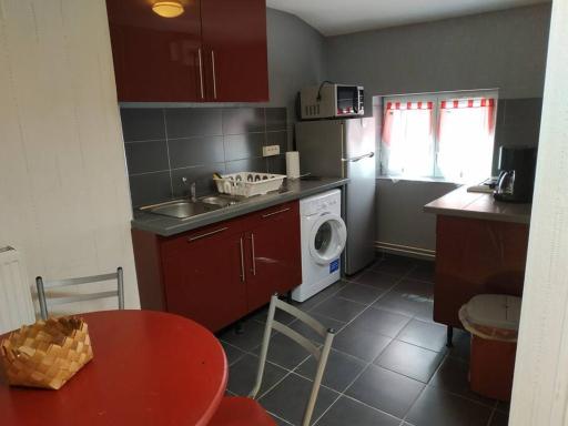 Superbe appartement avec parking gratuit sur place - Housity