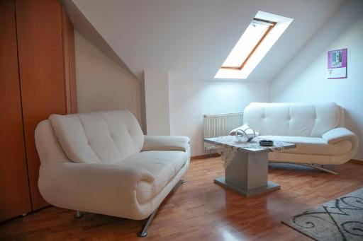 XXL-House - Housity