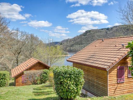 Vacancéole - Les Chalets de la Chazotte - Housity