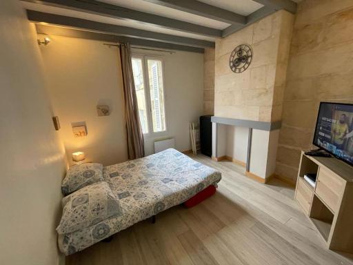 Le cosy- calme, idéale couple, business, longs séjours( WIFI, Netflix, stationnement public gratuit) - Housity