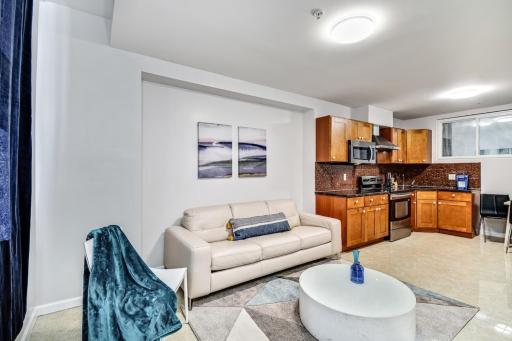 Spacious&stylish 2bd apt with great location! - Housity