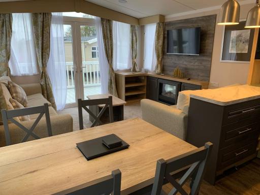 Blue Haven Marton Mere caravan - Housity