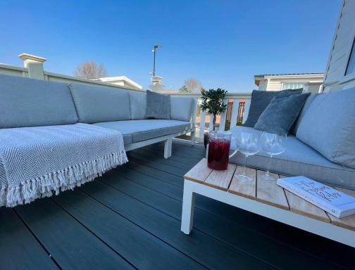 Brand New 2 Bedroom Lodge Perfect for Families - Housity