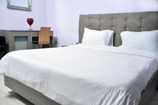 1804 Boutique Hotel - Housity