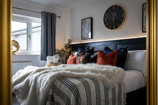 Angharad Bed and Breakfast - Housity