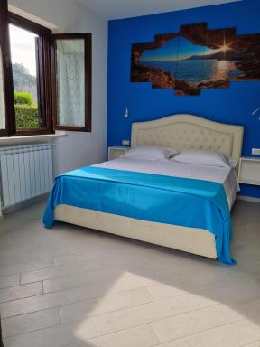 Emily's Home - Housity