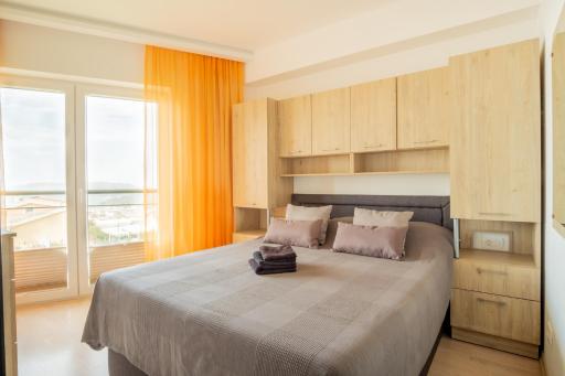 SEA VIEW ONE BEDROOM APARTMENT - Housity
