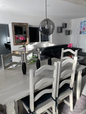 Angelina - Housity