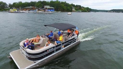 Lake Vacation Home 4 bedrooms 3 baths boat dock slip on the Lake - Housity