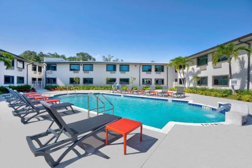 Motel 6-Fort Lauderdale, FL - Housity