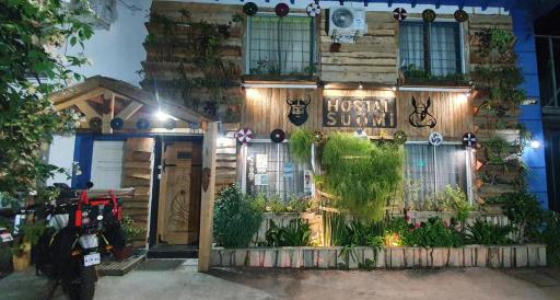 Hostal Suomi - Housity