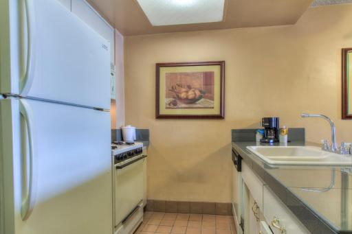 Oceanside Marina Suites - A Waterfront Hotel - Housity