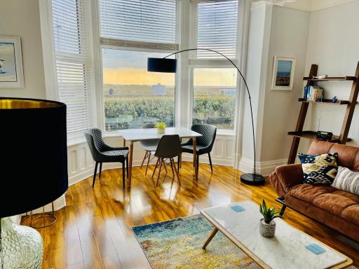 Beach Sunset - Housity