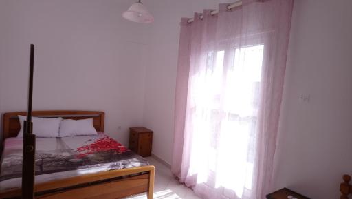 Vacation house in Stroggili - Housity