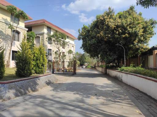 1BHK AC Service Apartment 116 - Housity