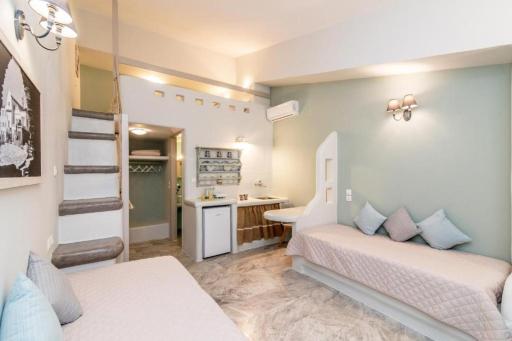 Fratelli Family Rooms - Housity
