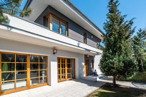 Serenity Prague Villa with garden jacuzzi - Housity