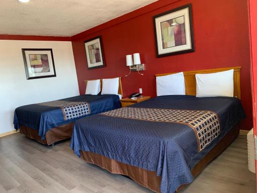 Budget Inn - Housity