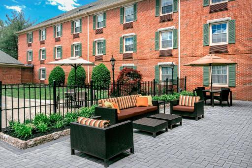 Sonesta Select Tinton Falls Eatontown - Housity