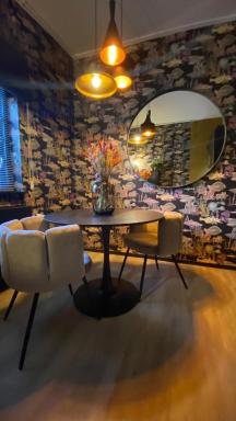 Cosy Aquarium for a couple or friends - Housity