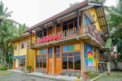RedDoorz near Yogyakarta International Airport - Housity