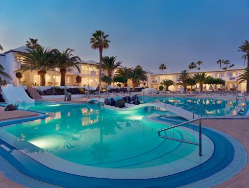 H10 Ocean Suites - Housity