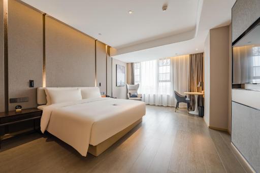 Atour Hotel Jiaxing Pinghu - Housity