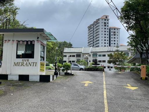 Paul 3 bedroom Apartment Meranti A1106 - Housity