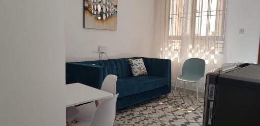 Cosy 2br Apartment 5minutes drive to beach,malls and conference facilities - Housity