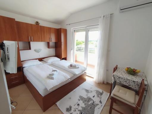 Apartments Marta - Housity