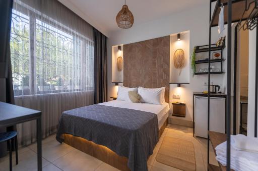 The Easy Rooms Terrace - Housity