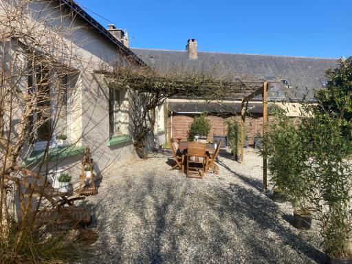 Stunning 3-Bed cottage in the heart of Brittany - Housity