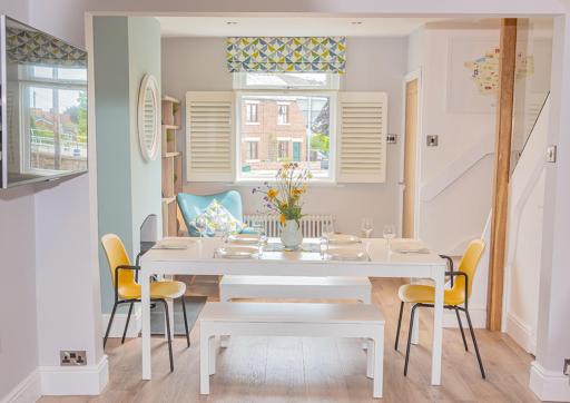 Modern 3-Bed House on Tarporley High Street - Housity