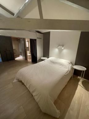 Maison d'Hôtes - Le Logis du Médoc - Housity