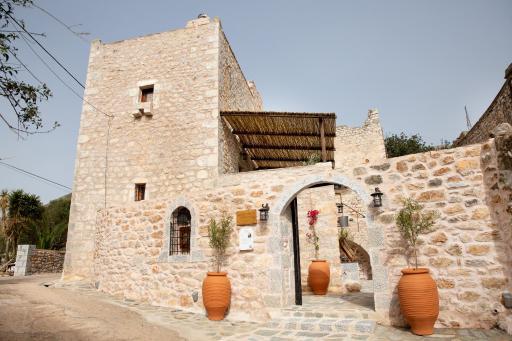 Dandy Villas Mani - Old Tower House - Fireplace - Pool - Housity