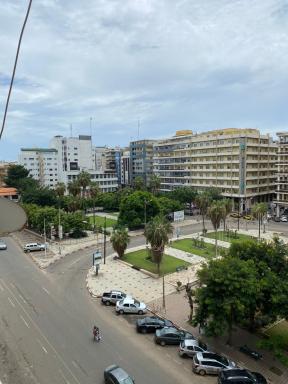 Place de l’indépendance Dakar-Plateau - Housity