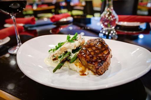 Crowne Plaza Houston Galleria Area, an IHG Hotel - Housity