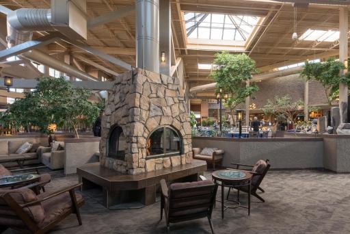 The Academy Hotel Colorado Springs - Housity