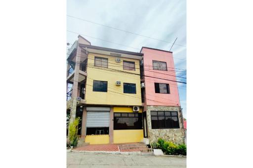 OYO 871 Herel Guest House - Housity