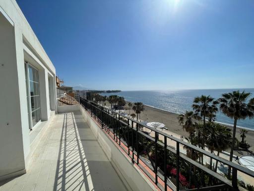 BeachLine Penthouse - SeaLine Apartments - Hizvo