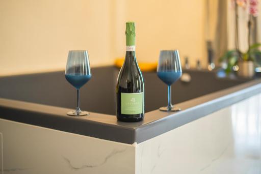 Thronos Aqua Appartment 2 - Housity