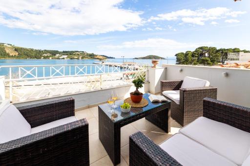 Casa Blue Sea View, Philian Collection - Housity