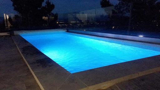 Villa californienne Piscine et Vue imprenable - Housity