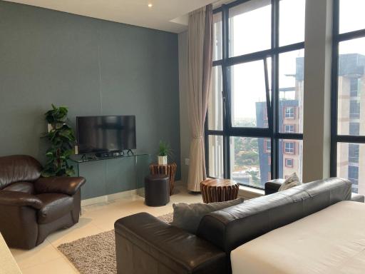 Urban Awe Apartment- iTowers 18th Floor - Housity