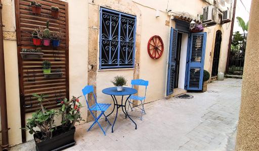 Ortigia Castel Maniace - Housity