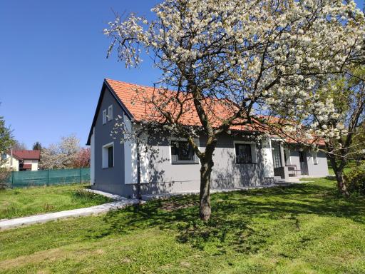 Venkovský dům Dolní Přím - Housity