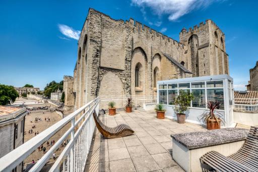 Mercure Avignon Centre Palais des Papes - Housity