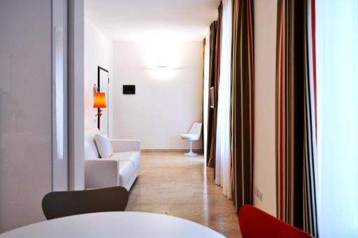 BB Hotels Aparthotel Bocconi - Housity