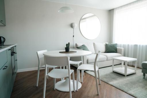 Grey Green Cozy Apartment - Housity